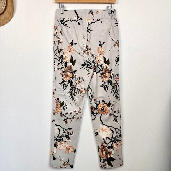 Laura Womens Pull On Pant Size 4 Gray Floral Stretch Slim Leg NWT - Picture 5 of 10